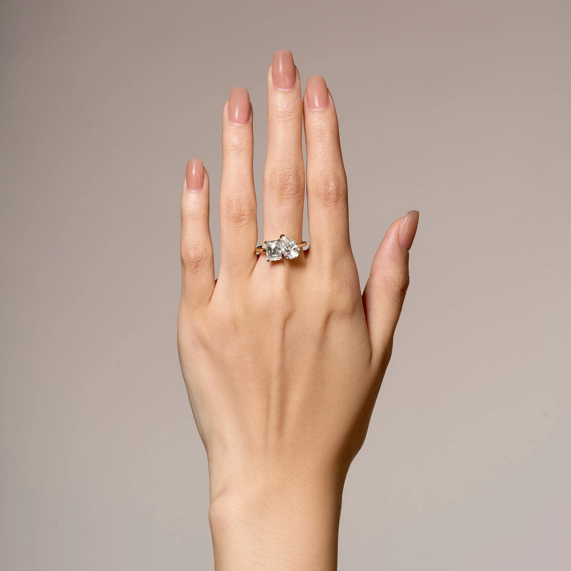 Emerald and Pear Moissanite Toi et Moi Ring - Image 7