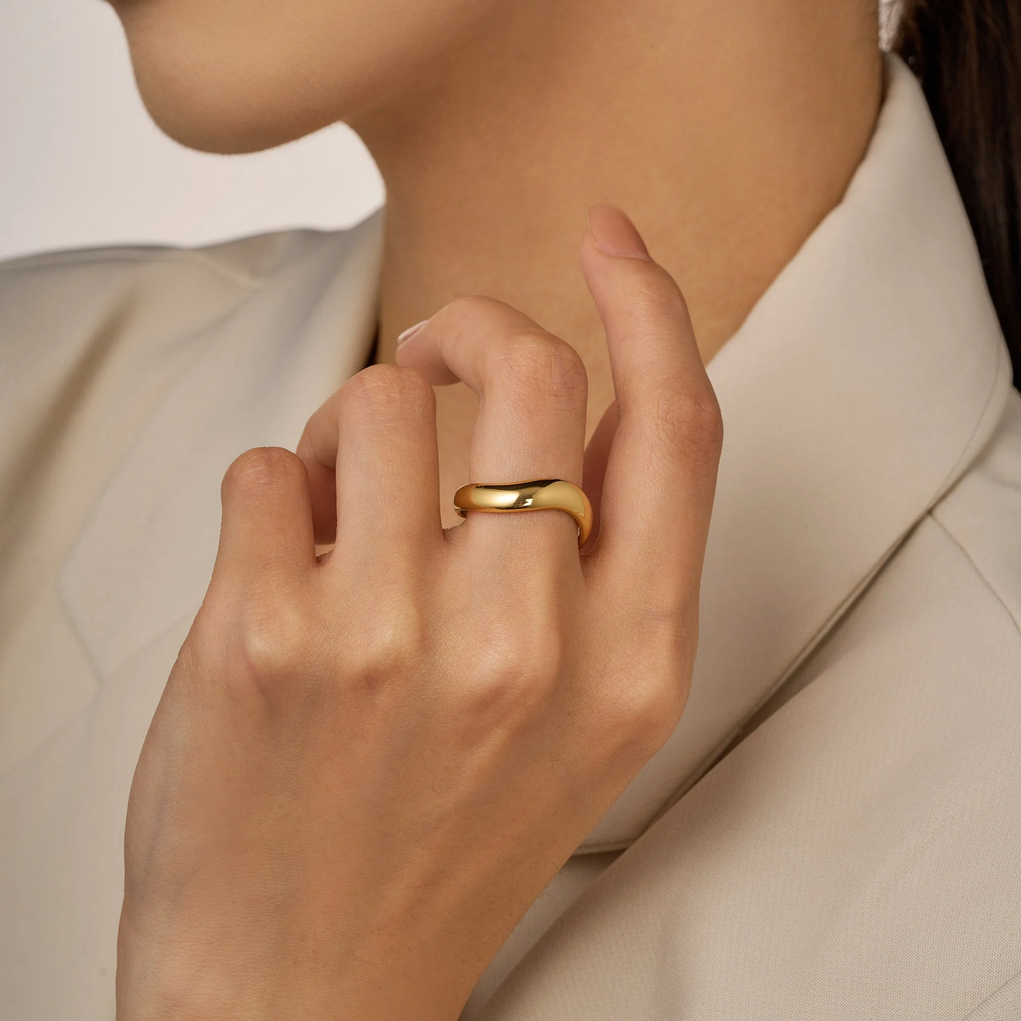 Nature Inspired Wave Solid Band - Image 8